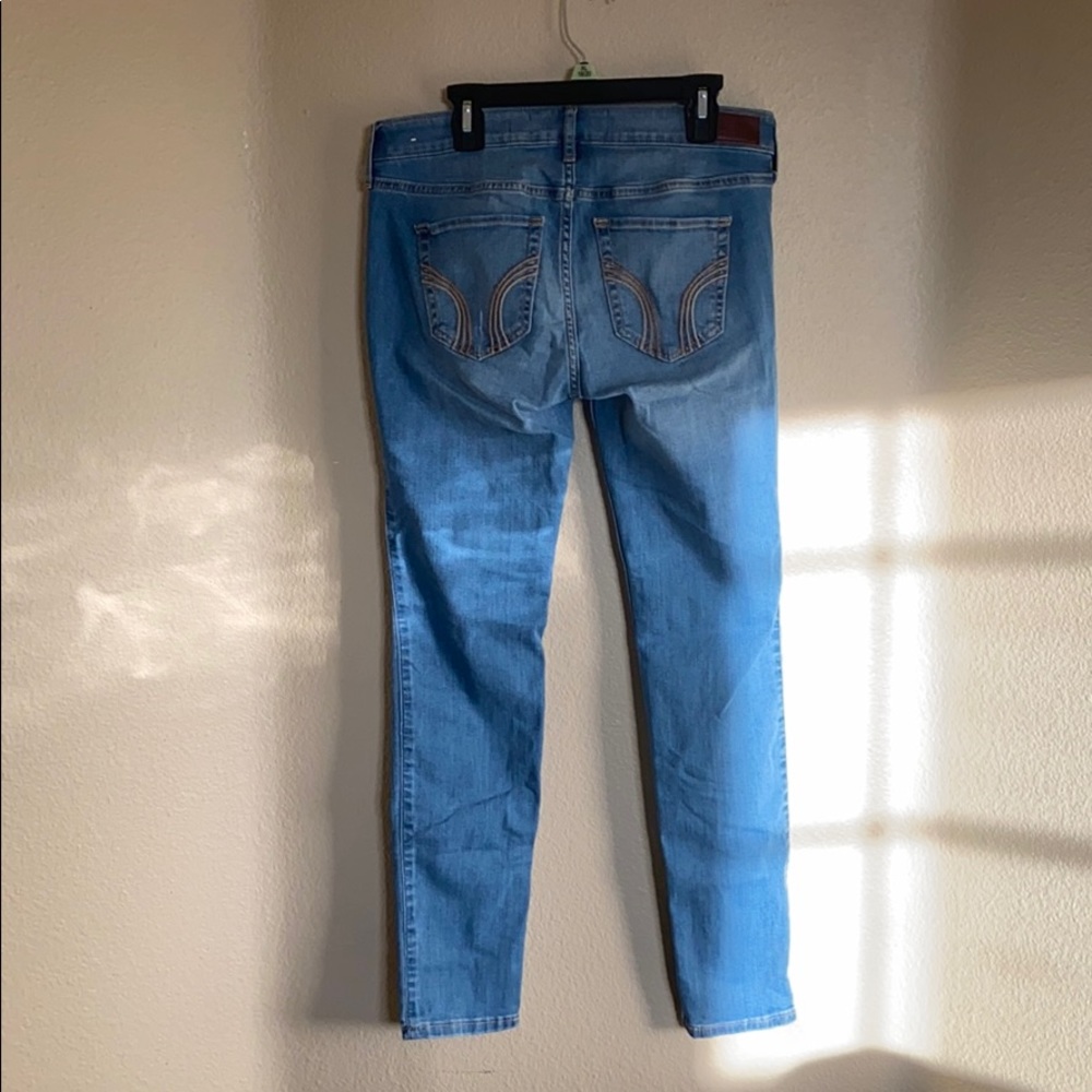 Low Rise Supper Skinny Ripped Jeans - Picture 2 of 4